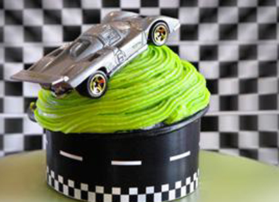 Roundabout Hit the Road Cupcake Wrappers 12 ct.
